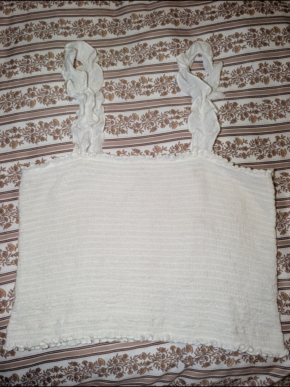 2/30$ 💓 Aerie White Ruffle Strap Smocked Crop Top